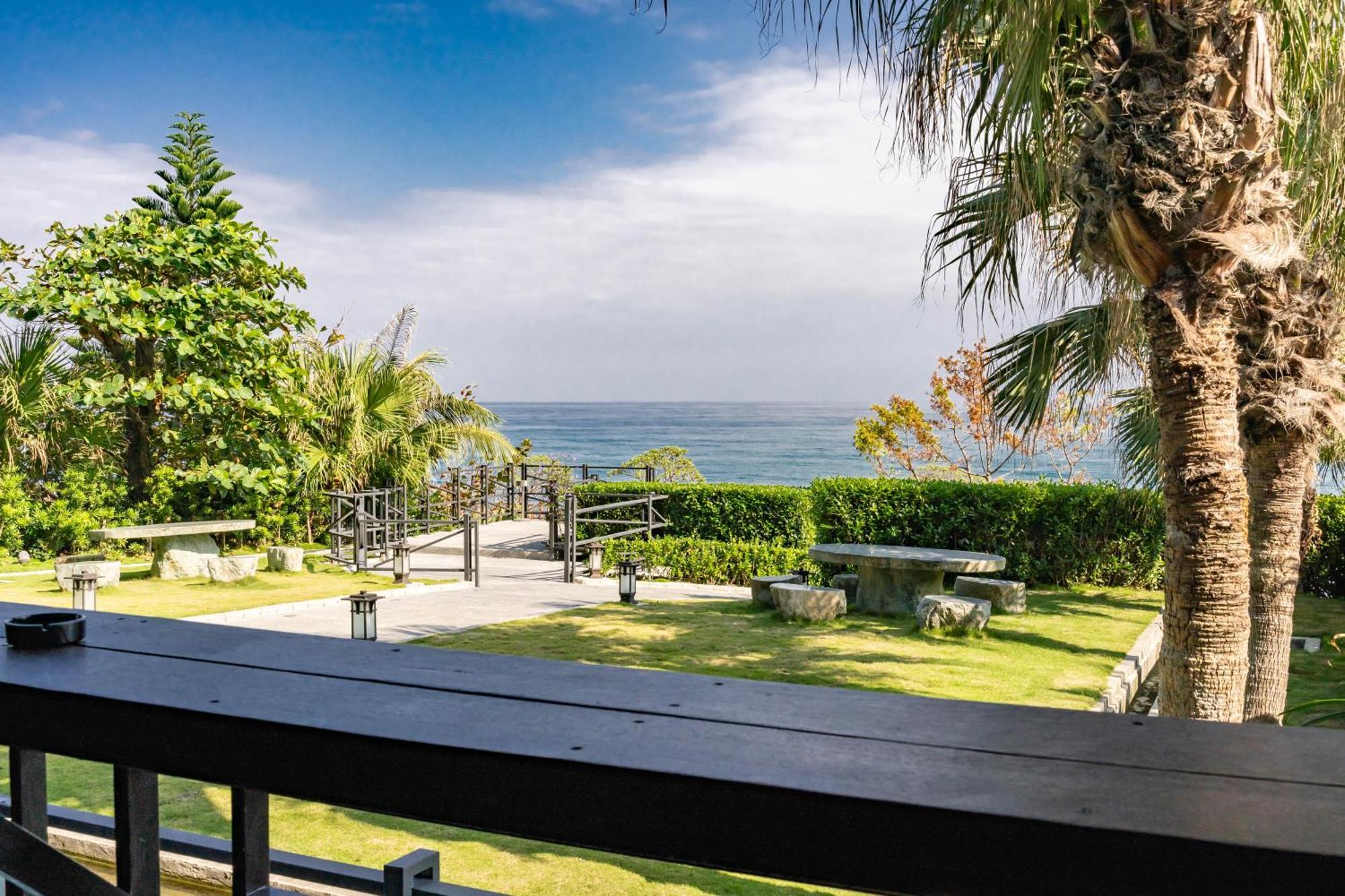 Seaview Villa Coastal Estate Yanliau Exterior photo