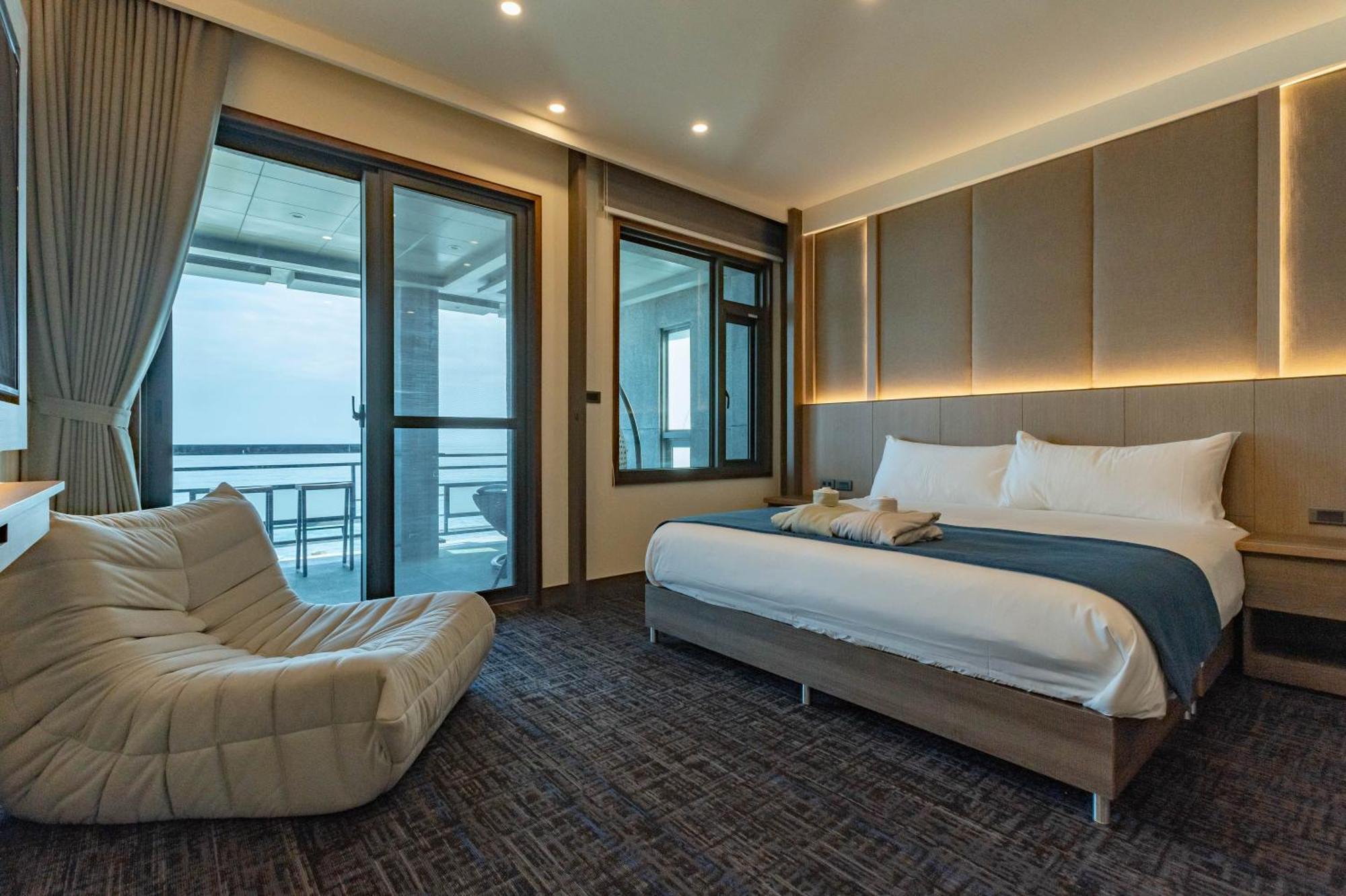 Seaview Villa Coastal Estate Yanliau Exterior photo